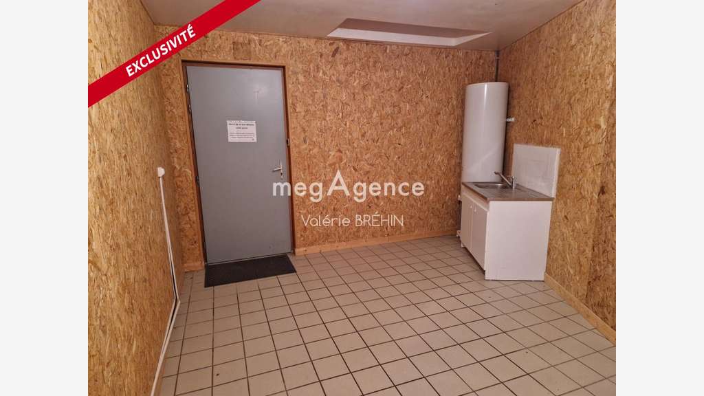 Vente immeuble 340m² à Hambers