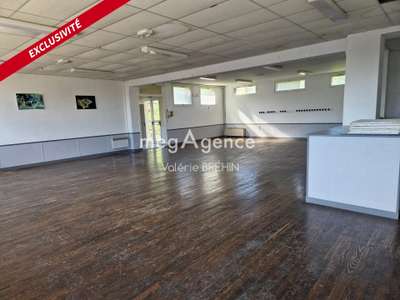 Vente immeuble 340m² à Hambers