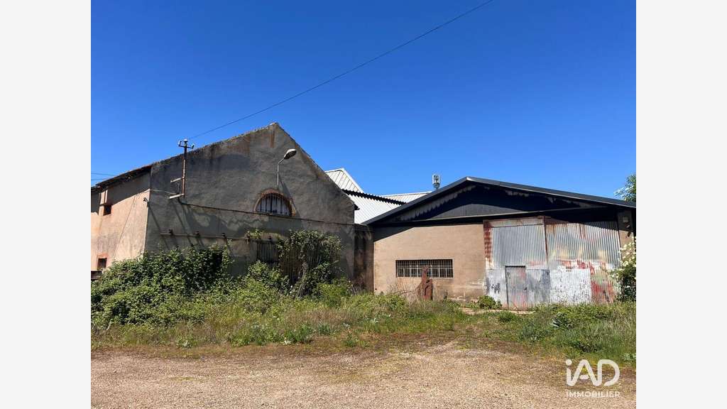 Vente local commercial de 1600m² à Hauconcourt