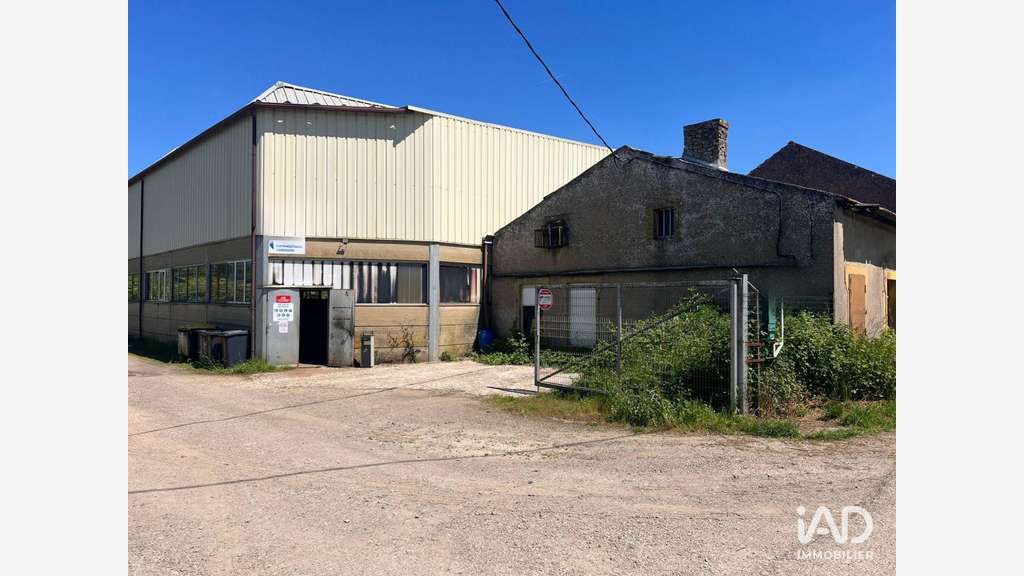 Vente local commercial de 1600m² à Hauconcourt