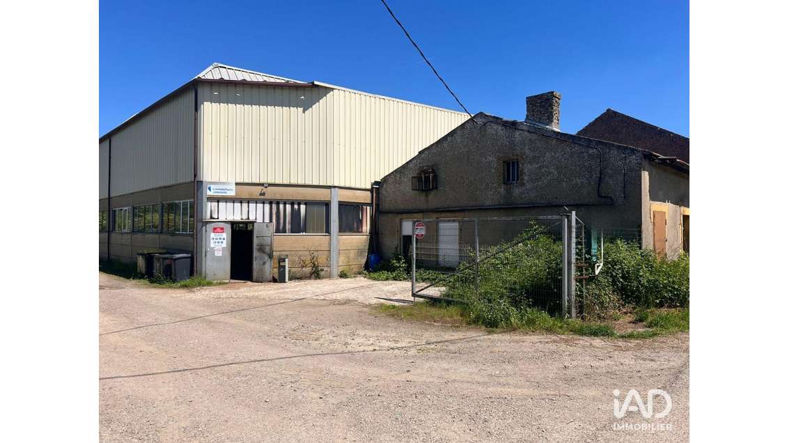 Vente local commercial de 1600m² à Hauconcourt