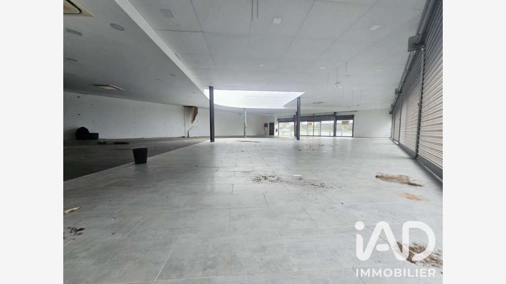 AV local commercial bureaux 115m² à Hénin-Beaumont