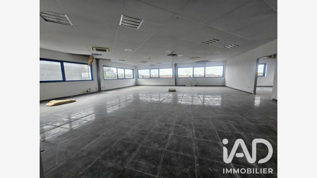 AV local commercial bureaux 115m² à Hénin-Beaumont