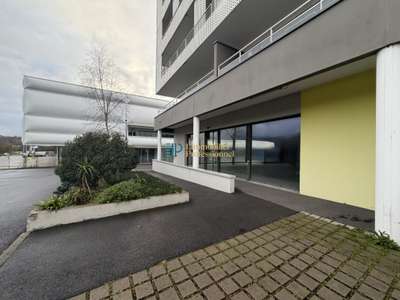 À vendre local commercial brut 218m² à Hennebont 