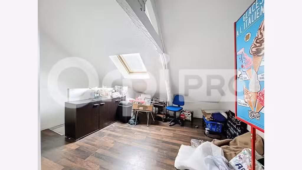 Vente local commercial 81m² + appartement à Hermes