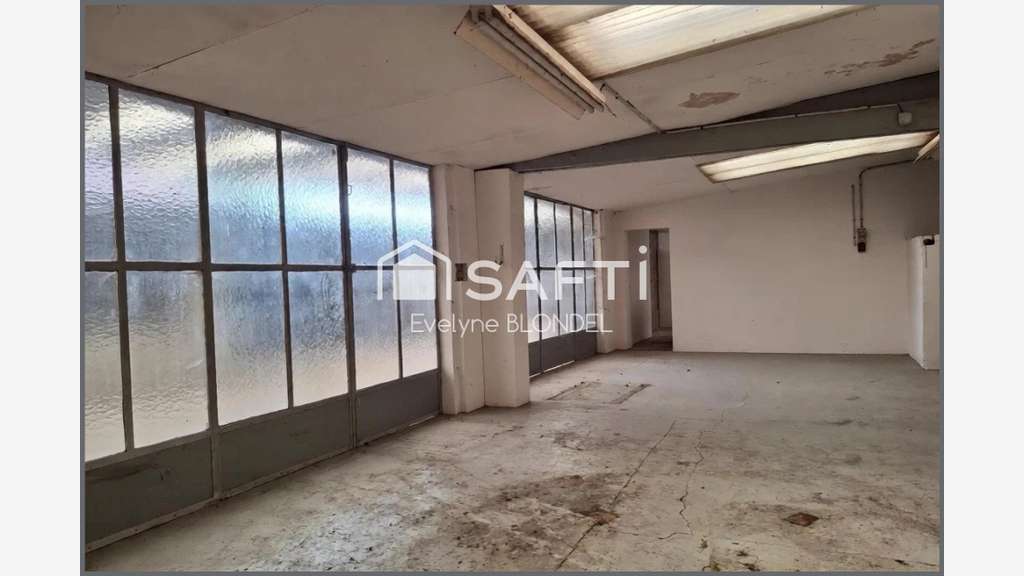 600 M² ENVIRON DE BATIMENTS