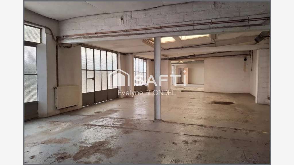 600 M² ENVIRON DE BATIMENTS