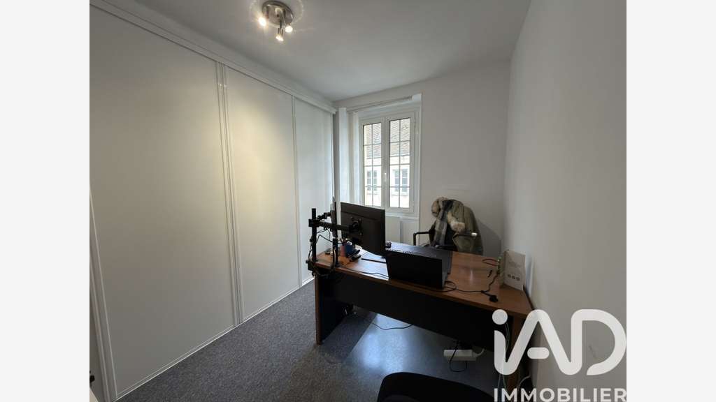 Vente maison de ville 110m² à Houdan centre