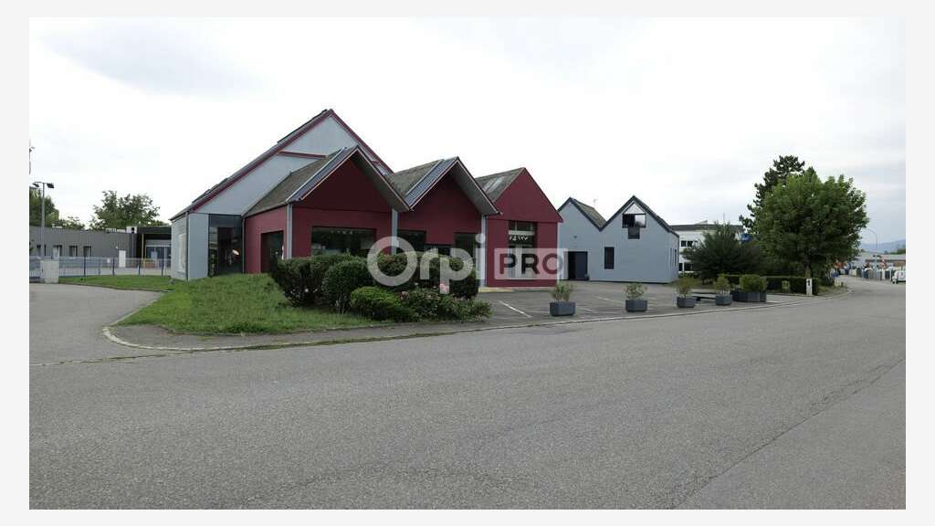 Local commercial 645m² à vendre à Bennwihr-Gare