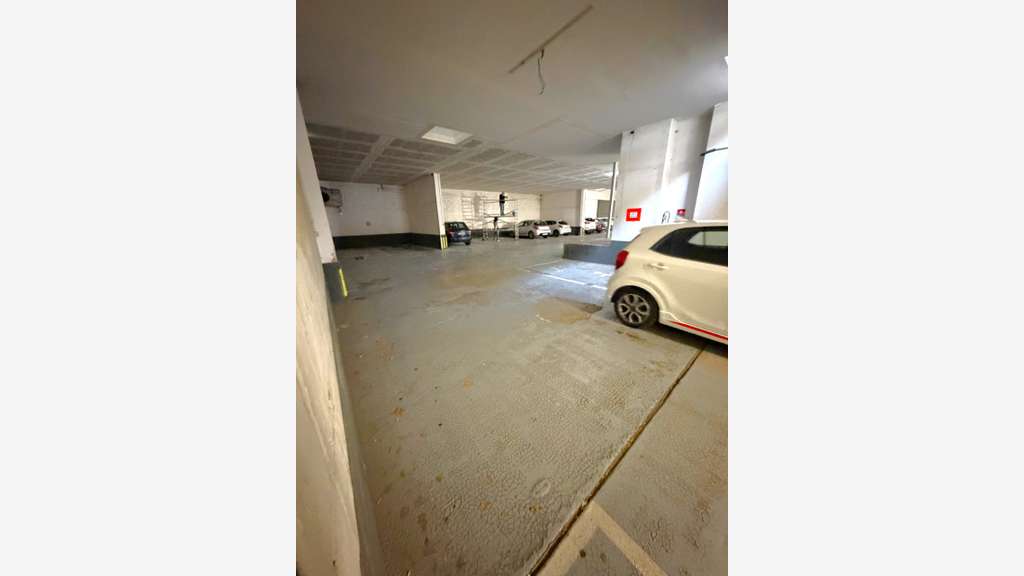 Vente local commercial 430m² centre ville Hyères