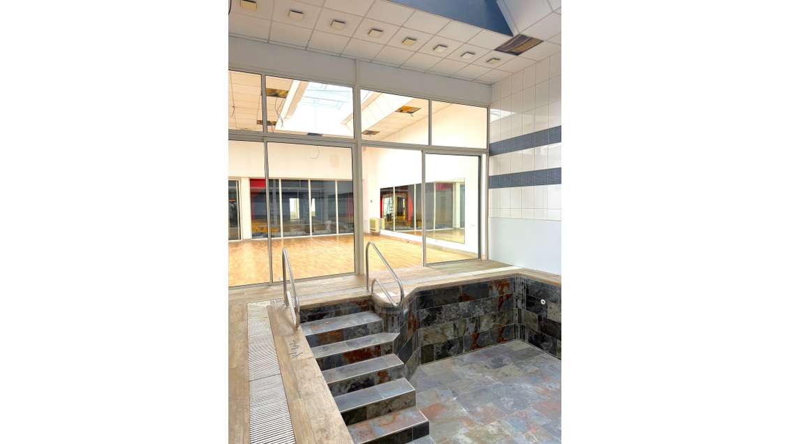 Vente local commercial 430m² centre ville Hyères