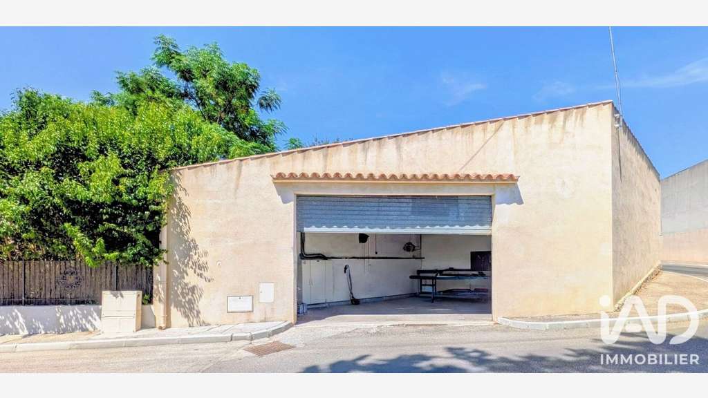 Local commercial à Hyères