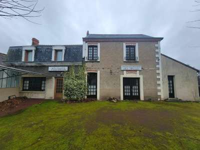 Ensemble immobilier 300m² à vendre à Ingrandes 