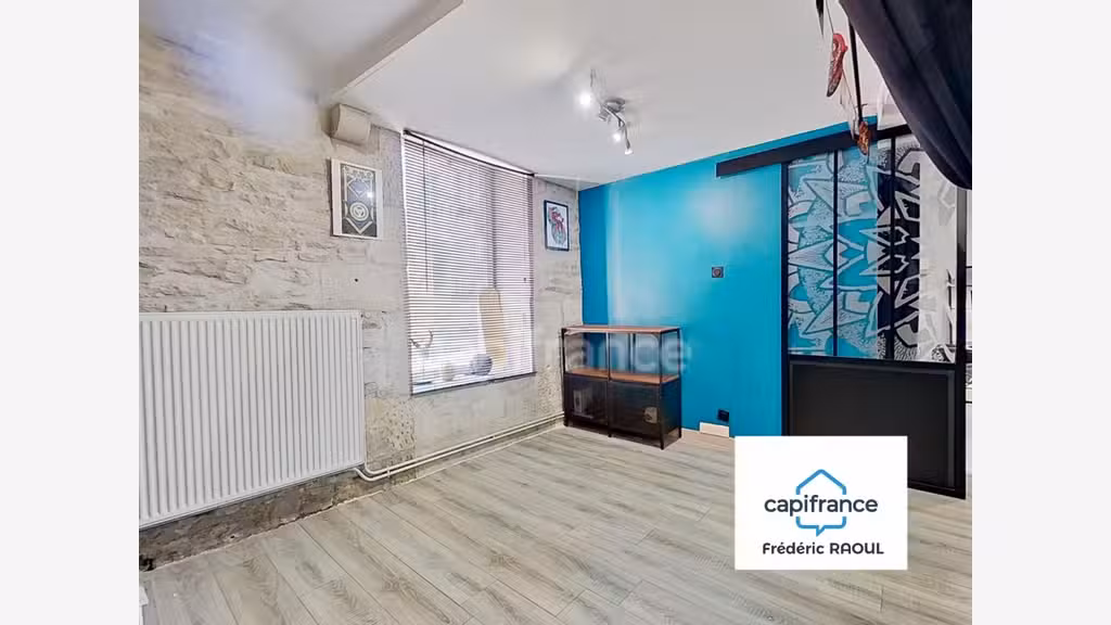 EMPLACEMENT CENTRE-VILLE - LOCAL COMMERCIAL 79 m²