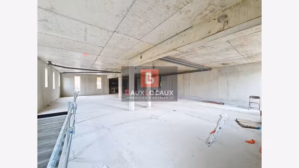 Vente local Professionnel 68m² à Istres