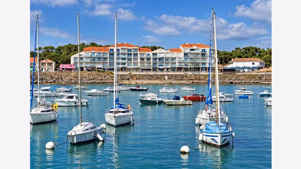 AV murs commerciaux occupés à Jard-sur-Mer port