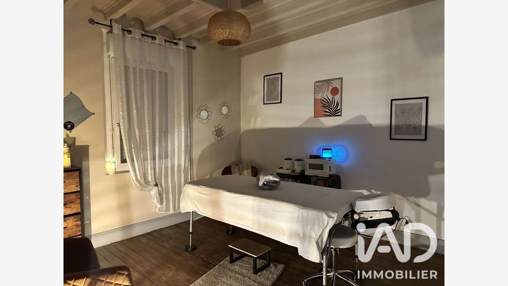 Vente immeuble de rapport idéalement situé à Jarzé