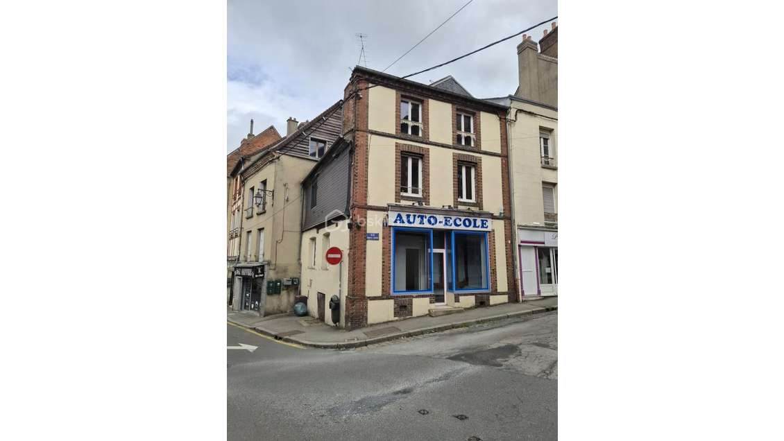 Vente immeuble entier de 100m² à l'Aigle centre