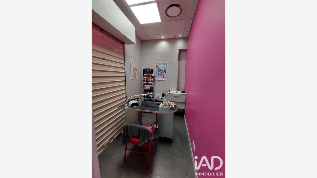 Vente murs commerciaux 83m² à  L'Arbresle centre