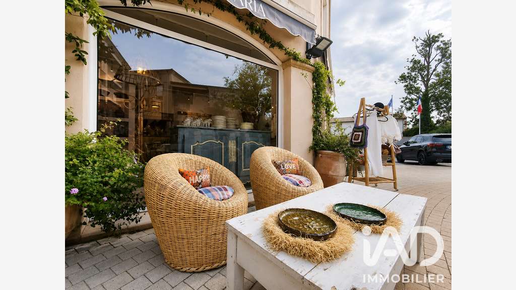 DAB local commercial 36m² à L'Isle-sur-la-Sorgue