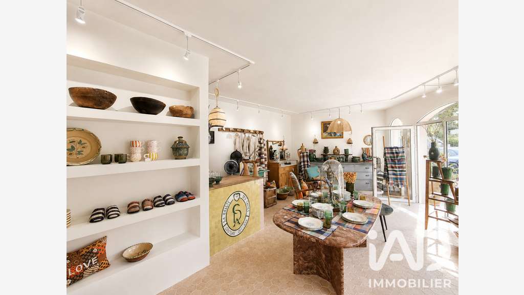 DAB local commercial 36m² à L'Isle-sur-la-Sorgue