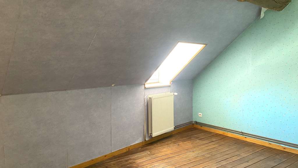 A vendre local 85m² excellente visibilité à L'Isle