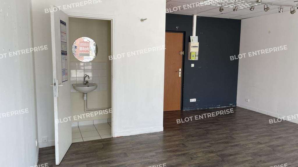 Locaux 36m² quartier du marché à La Baule