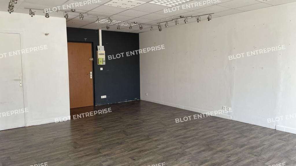Locaux 36m² quartier du marché à La Baule