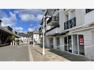 Locaux 36m² quartier du marché à La Baule