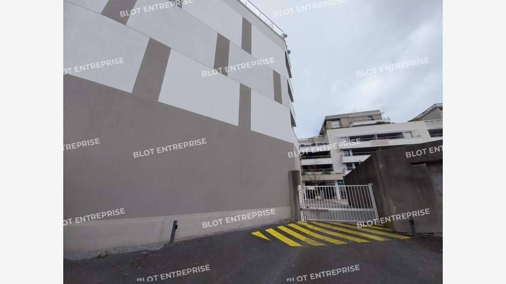 A vendre locaux commerciaux 50m² à La Baule
