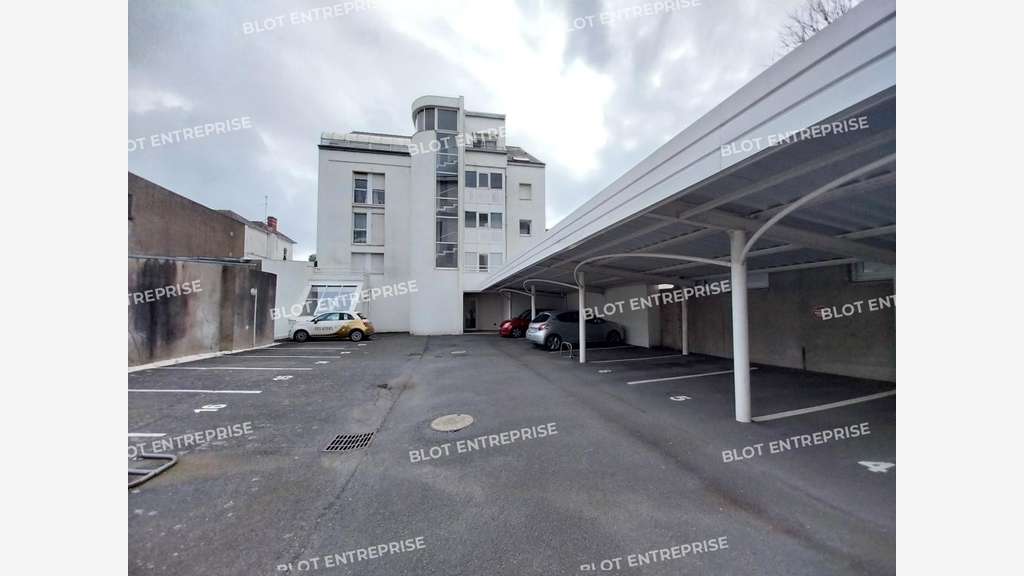 A vendre locaux commerciaux 50m² à La Baule