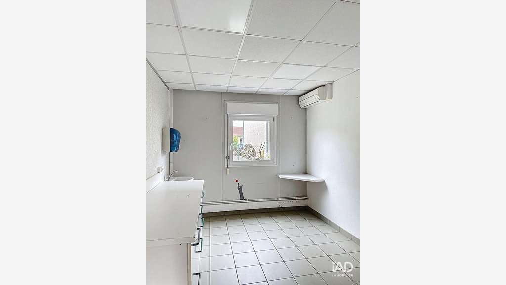 Local commercial à La Boisse