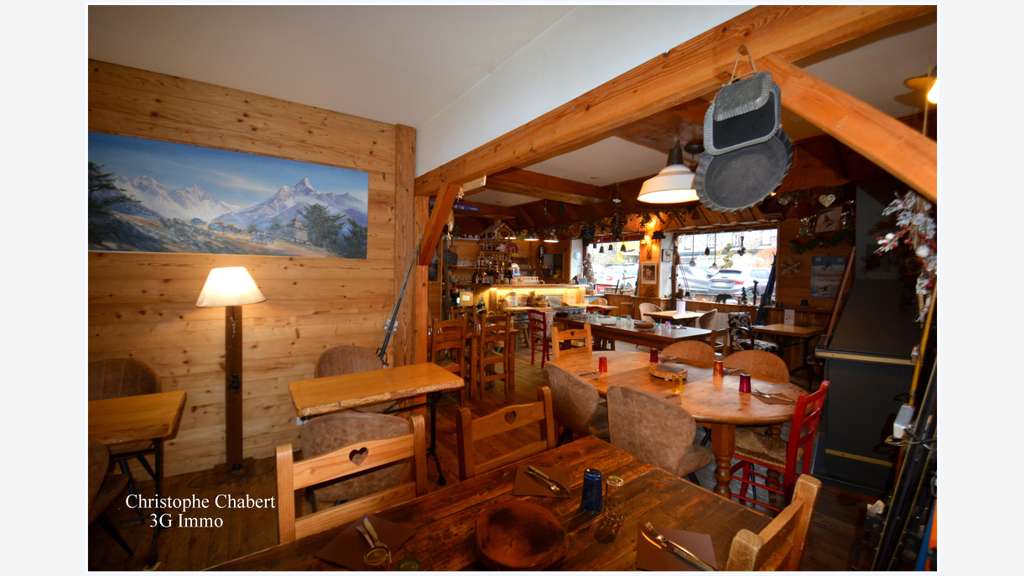 Vente local restaurant de 160m² à La Bourboule