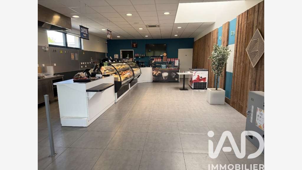Cession droit au bail local 93m² La Châtaigneraie
