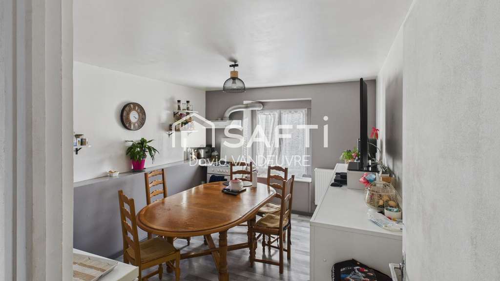 AV local commercial 429m² bel empl à La Châtre