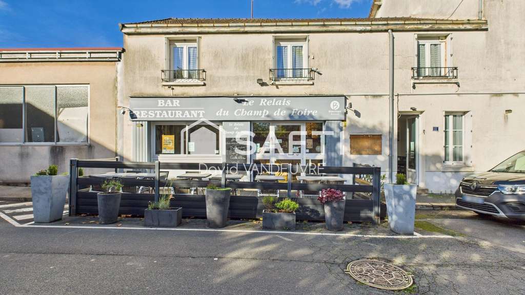 AV local commercial 429m² bel empl à La Châtre