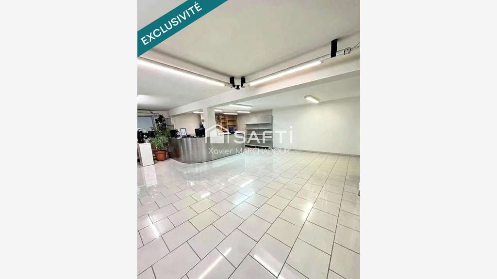 Exclu À Vendre local commercial 433m² à La Ciotat