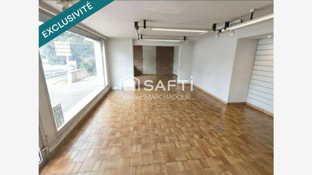 Exclu À Vendre local commercial 433m² à La Ciotat