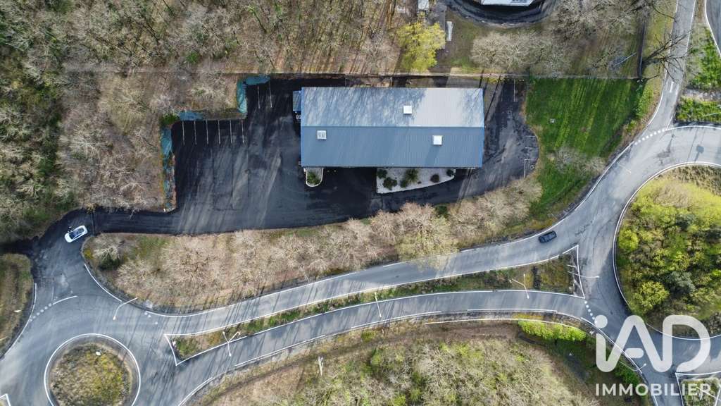 Vente local d'activité de 830m² à La Couronne