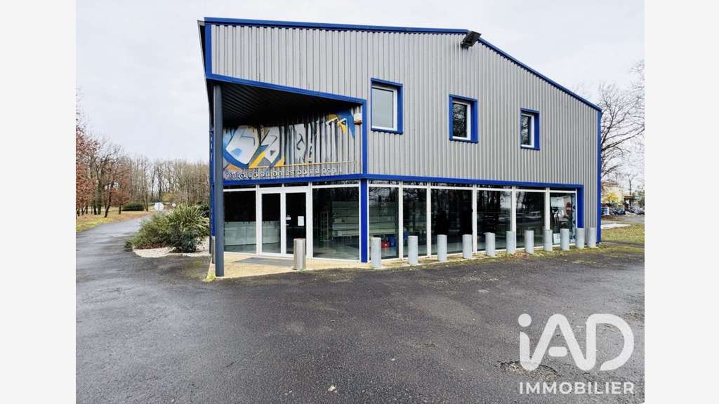 Vente local d'activité de 830m² à La Couronne