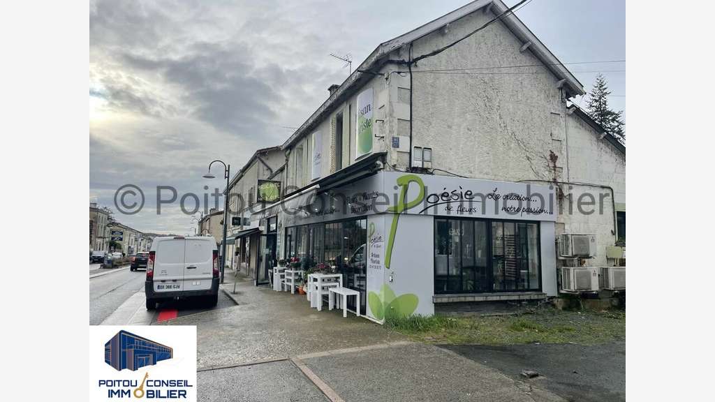 Local 80m² à vendre empl stratégique La Crèche