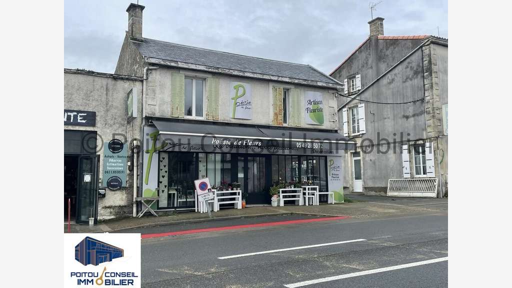 Local 80m² à vendre empl stratégique La Crèche