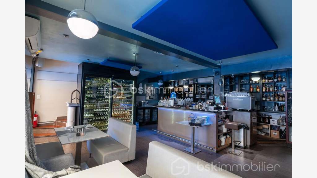 MURS COMMERCIAUX ET FONDS DE COMMERCE BRASSERIE