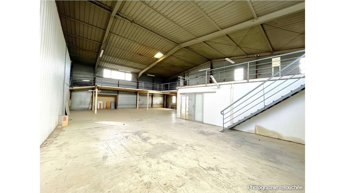 Vente local d'activité 1710m² ZI La Farlède