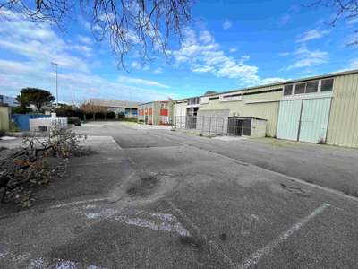 Vente Locaux d'activités - Entrepôts à La Farlède