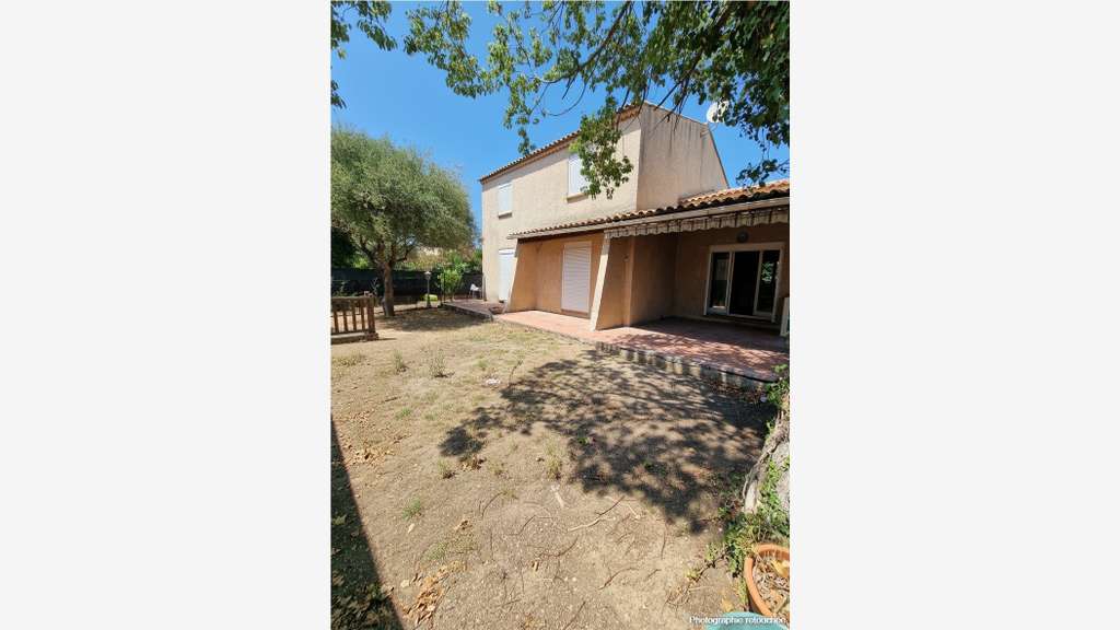 Investissement locatif local 120m² à La Farlède
