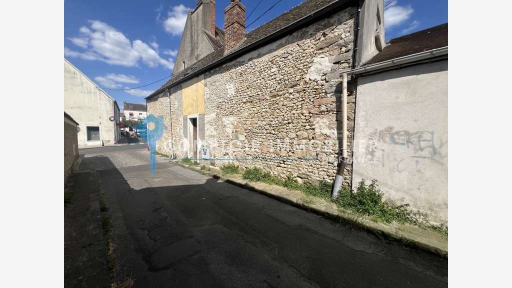 Vente local commercial 186m² à La Ferté-Alais