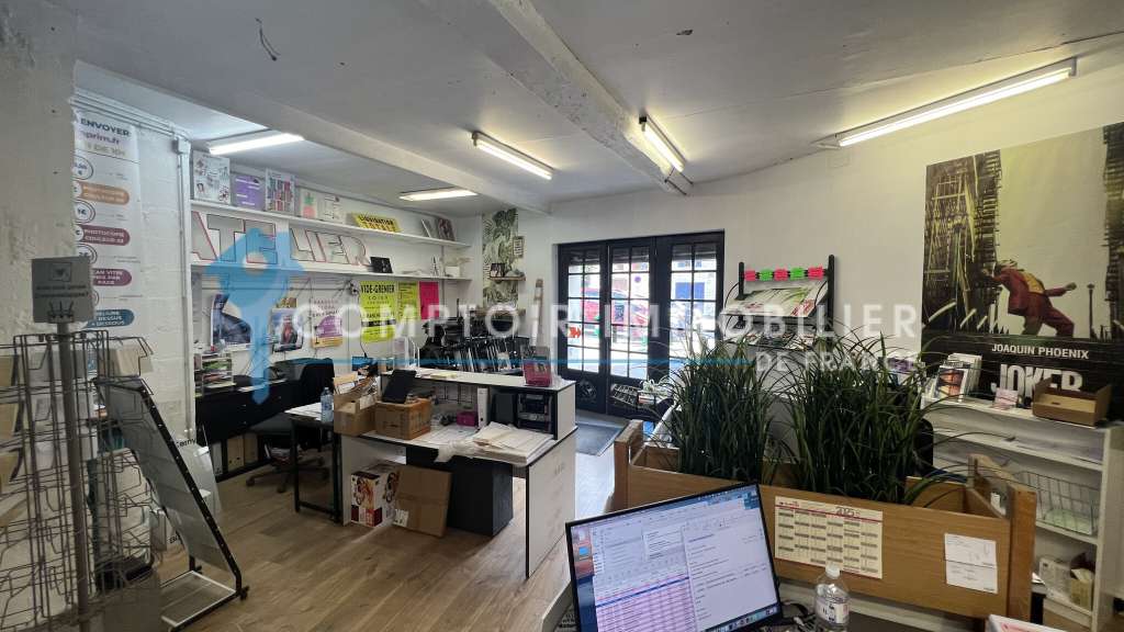 Vente local commercial 186m² à La Ferté-Alais