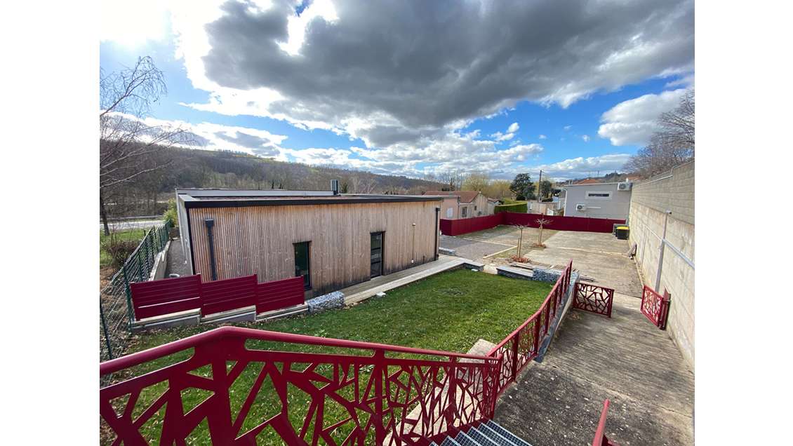 Vente local commercial 319m² à La Fouillouse