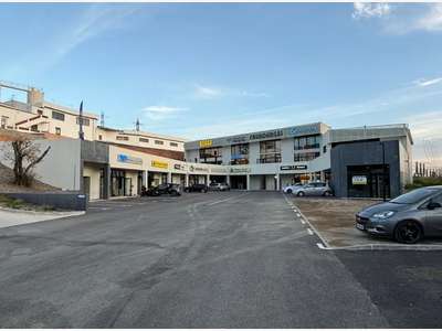 A vendre local commercial 300m² à La Garde